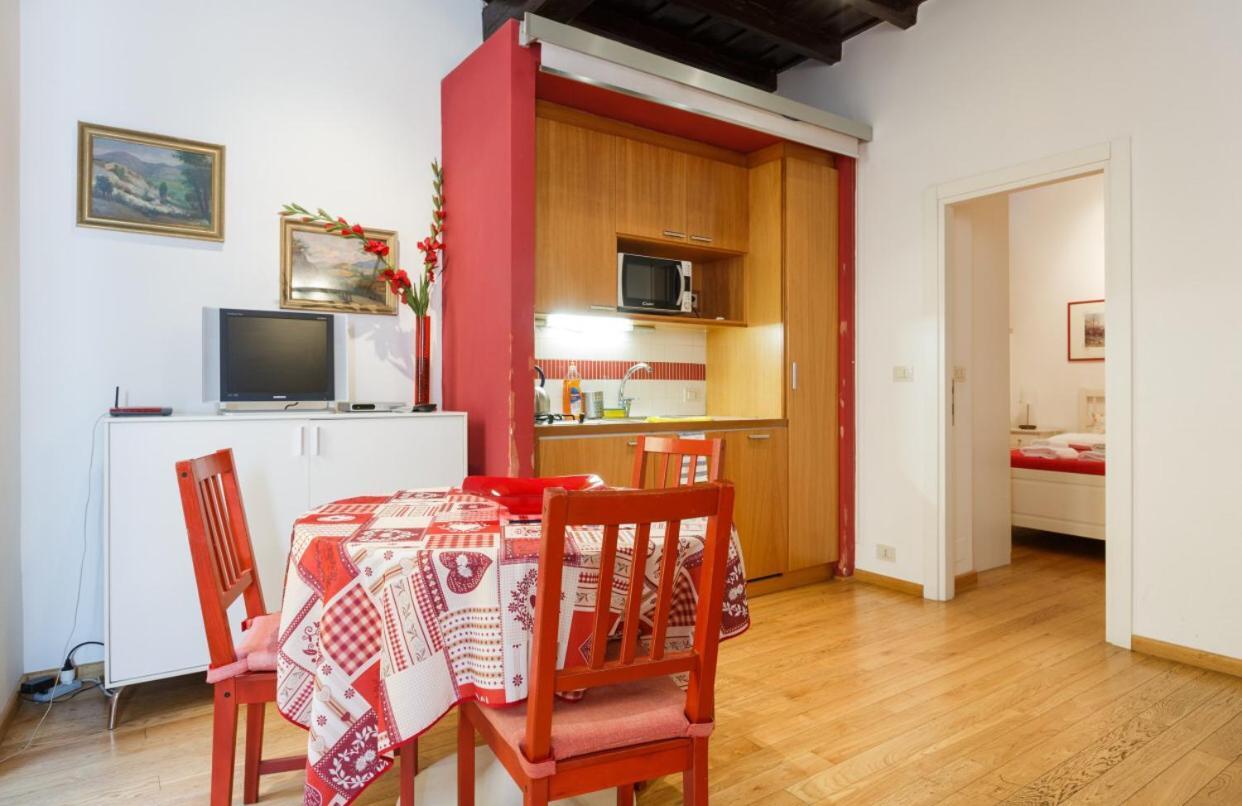 Piazza Navona Apartment Rome Exterior photo